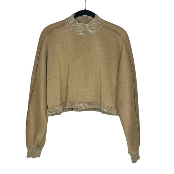 Gilded Intent Tops - Gilded Intent golden brown ribbed mock neck cropped pullover sweatshirt sz Small